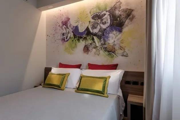 Basic Tek Büyük Yataklı Oda, Sigara İçilmez, Avlu Manzaralı