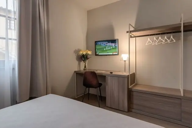 Basic Tek Büyük Yataklı Oda, Sigara İçilmez, Avlu Manzaralı