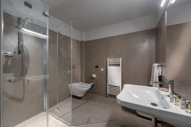 Basic Tek Büyük Yataklı Oda, Sigara İçilmez, Avlu Manzaralı