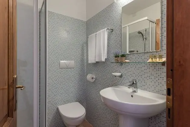 Comfort Apart Daire, 2 Yatak Odası, Zemin Kat (With Private Garden)