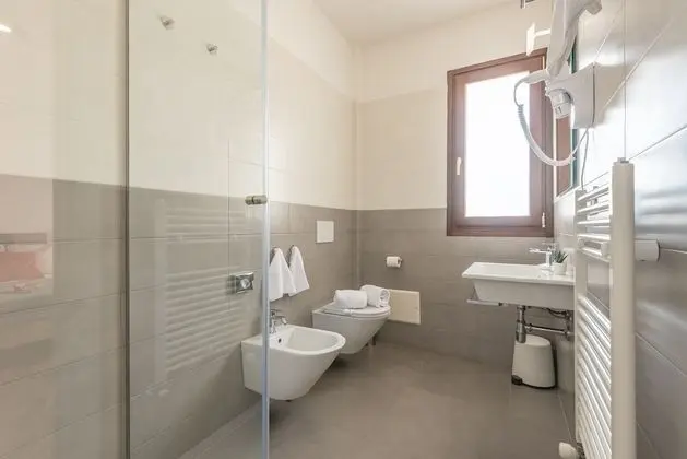 Standard Tek Büyük veya İki Ayrı Yataklı Oda