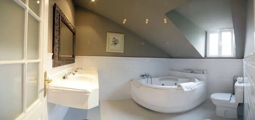 Superior Tek Büyük Yataklı Oda