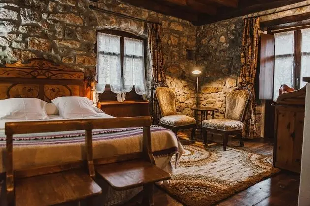 Tek Büyük veya İki Ayrı Yataklı Oda