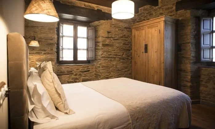 Tek Büyük Yataklı Oda, Dağ Yamacı