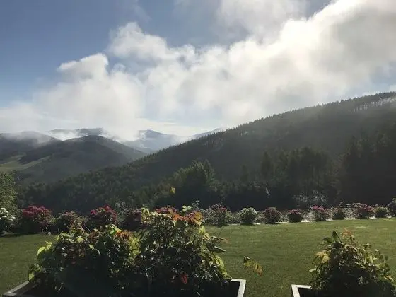 Tek Büyük Yataklı Oda, Dağ Yamacı