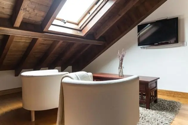 Junior Süit, Sıcak Su Havuzu