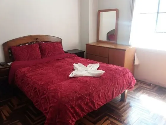 Tek Büyük Yataklı Oda, 1 Çift Kişilik Yatak