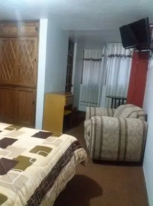 Tek Büyük Yataklı Oda, 1 Çift Kişilik Yatak