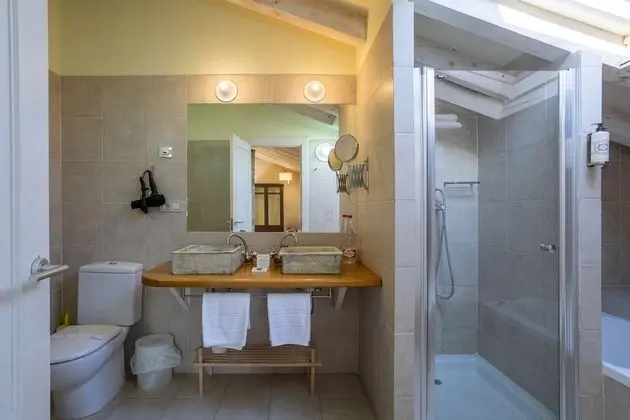 Superior Oda, Bahçe Manzaralı (Superior with Livingroom)