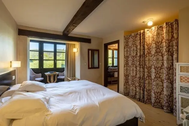 Tek Büyük Yataklı Oda, Balkon, Bahçe Manzaralı