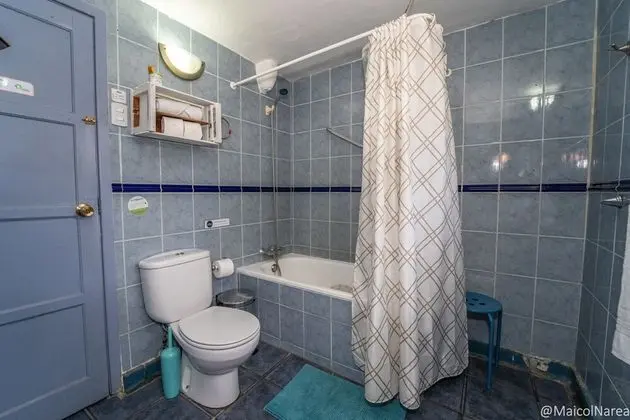 Traditional İki Ayrı Yataklı Oda, Ortak Banyo
