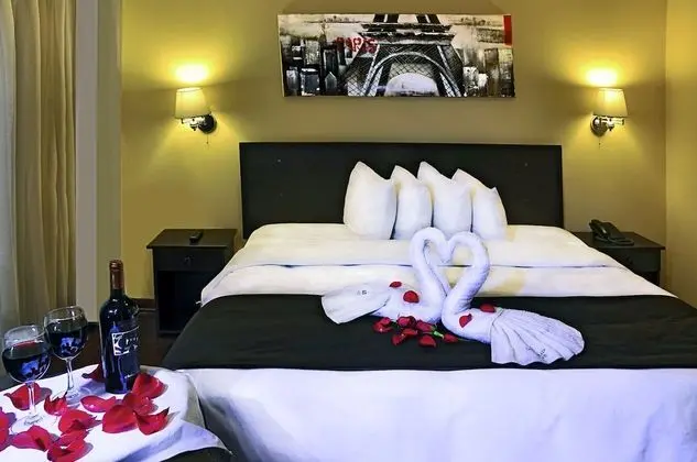 Tek Büyük Yataklı Oda
