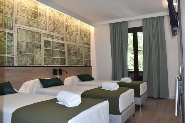 Standard Üç Kişilik Oda, Şehir Manzaralı