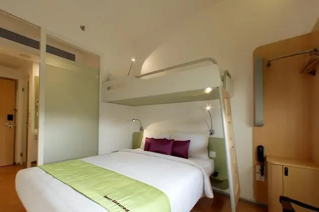 Queen With Bunk Bed Kids Friendly