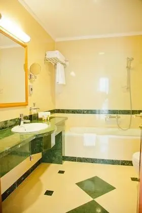 Deluxe Tek Büyük Yataklı Oda, Deniz Manzaralı