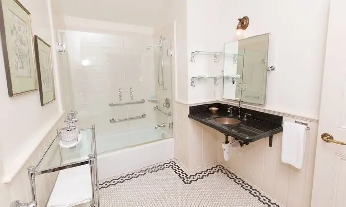 Deluxe Tek Büyük Yataklı Oda, Şömine
