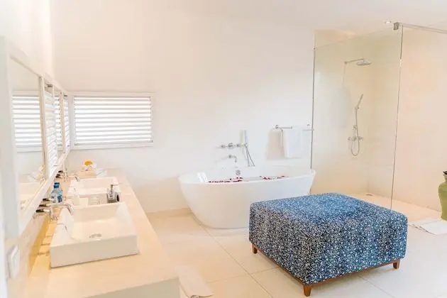 Deluxe Villa, 3 Yatak Odası, Banyolu/Duşlu, Havuz Manzaralı