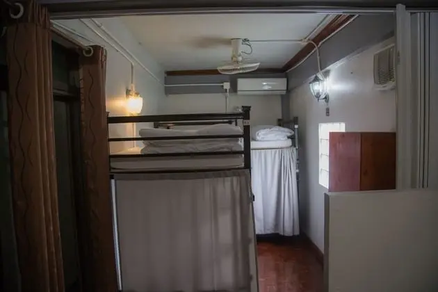 Ortak Ranzalı Oda, Karma Ranzalı Oda