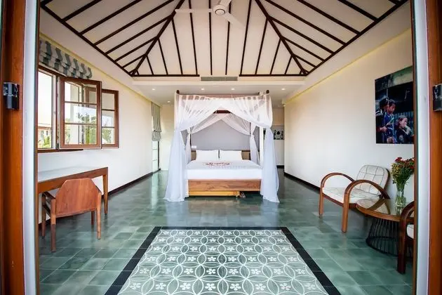 Modern Deluxe Room