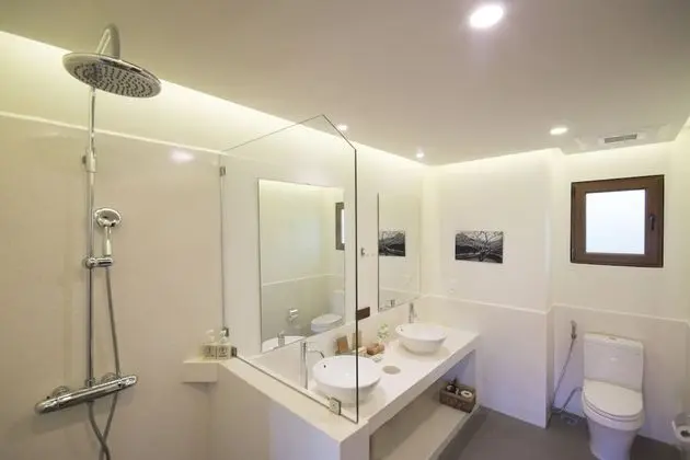 Modern Deluxe Room