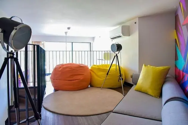 2 Bedroom Loft  (a double bed in first bedroom, a single bed in second bedroom)