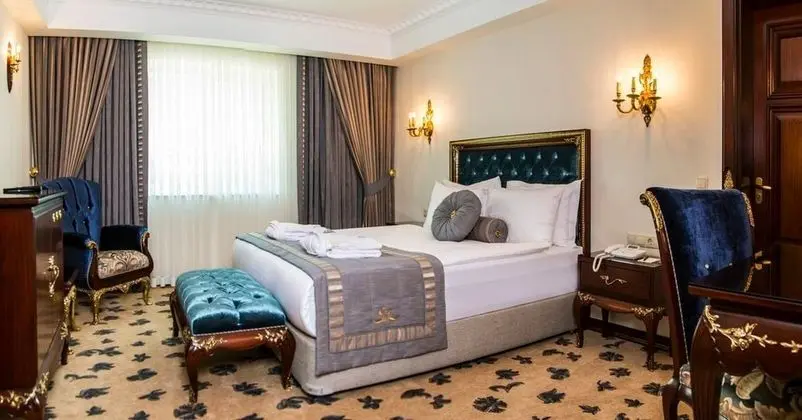 Standart Oda, Şehir Manzaralı