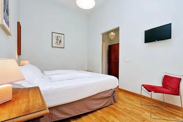 Tek Büyük Yataklı Oda