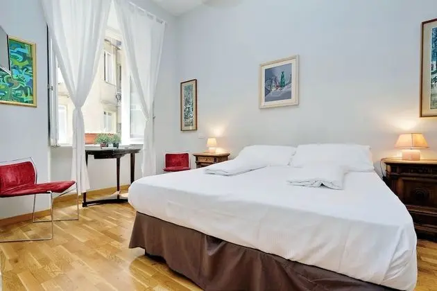 Tek Büyük Yataklı Oda