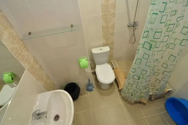 Tek Büyük veya İki Ayrı Yataklı Oda, Balkon