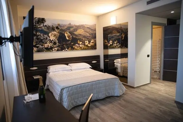 Deluxe Tek Büyük Yataklı Oda