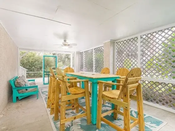 Ev, Birden Çok Yatak, Mutfak, Bahçe Manzaralı