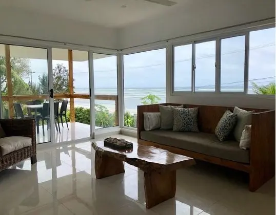 Castaway Reef View