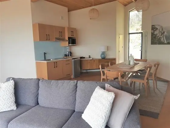 Deluxe Dağ Evi, 2 Yatak Odası, Küçük Mutfak, Okyanus Manzaralı (Chalet)