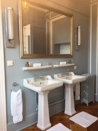 Deluxe Tek Büyük Yataklı Oda (Pierre & Jean)