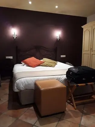 Premium Tek Büyük Yataklı Oda