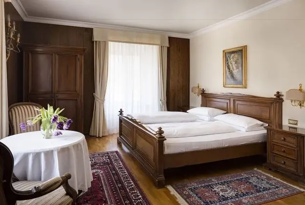 Tek Büyük Yataklı Oda (Elegance )