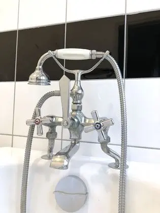 Deluxe Tek Büyük veya İki Ayrı Yataklı Oda, Bahçe Manzaralı