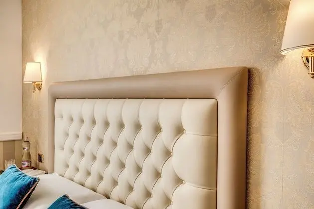 Tek Büyük veya İki Ayrı Yataklı Oda, Şehir Manzaralı