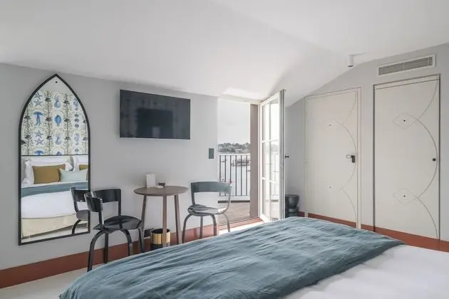 Deluxe Tek Büyük Yataklı Oda, 1 En Büyük (King) Boy Yatak, Balkon, Deniz Manzaralı