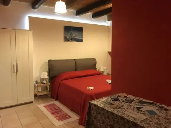 Üç Kişilik Oda