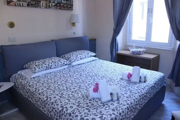 Tek Büyük veya İki Ayrı Yataklı Oda