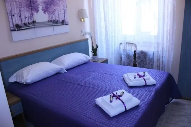 Tek Büyük veya İki Ayrı Yataklı Oda