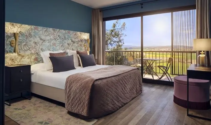 Tek Büyük Yataklı Oda