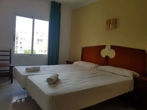 Basic İki Ayrı Yataklı Oda
