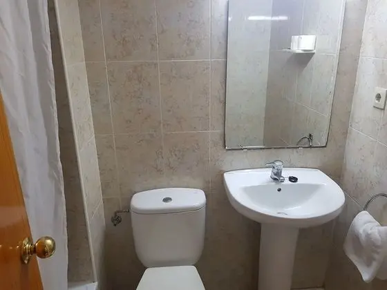 Basic İki Ayrı Yataklı Oda