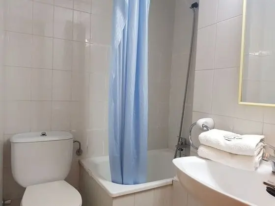 Basic İki Ayrı Yataklı Oda