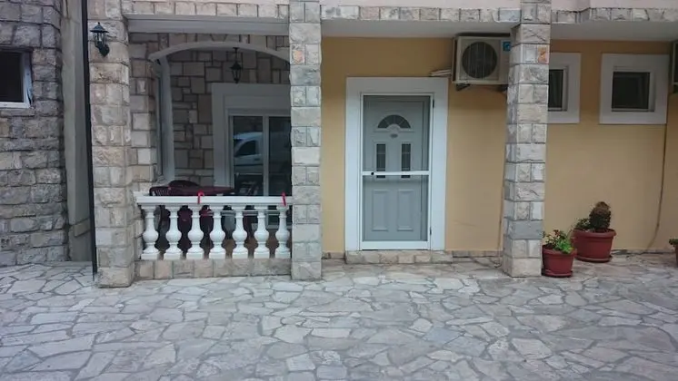 Standard Stüdyo, Balkon