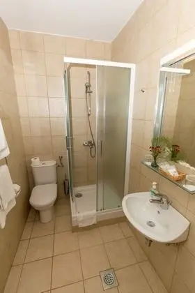 İki Ayrı Yataklı Oda (Standard Twin Room)