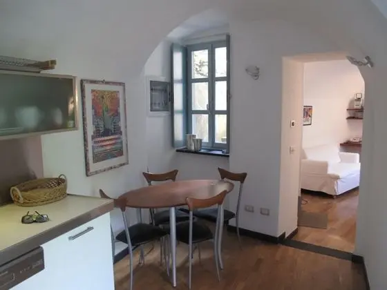 Apart Daire, 1 Büyük (Queen) Boy Yatak ve Çekyat