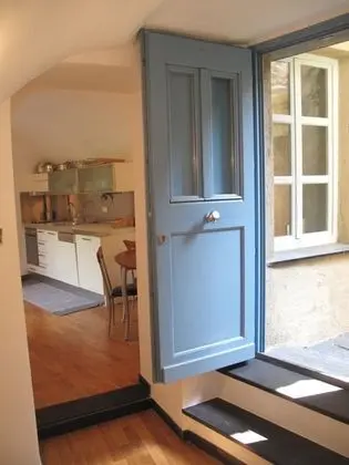 Apart Daire, 1 Büyük (Queen) Boy Yatak ve Çekyat